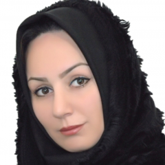 مینا آقازاده